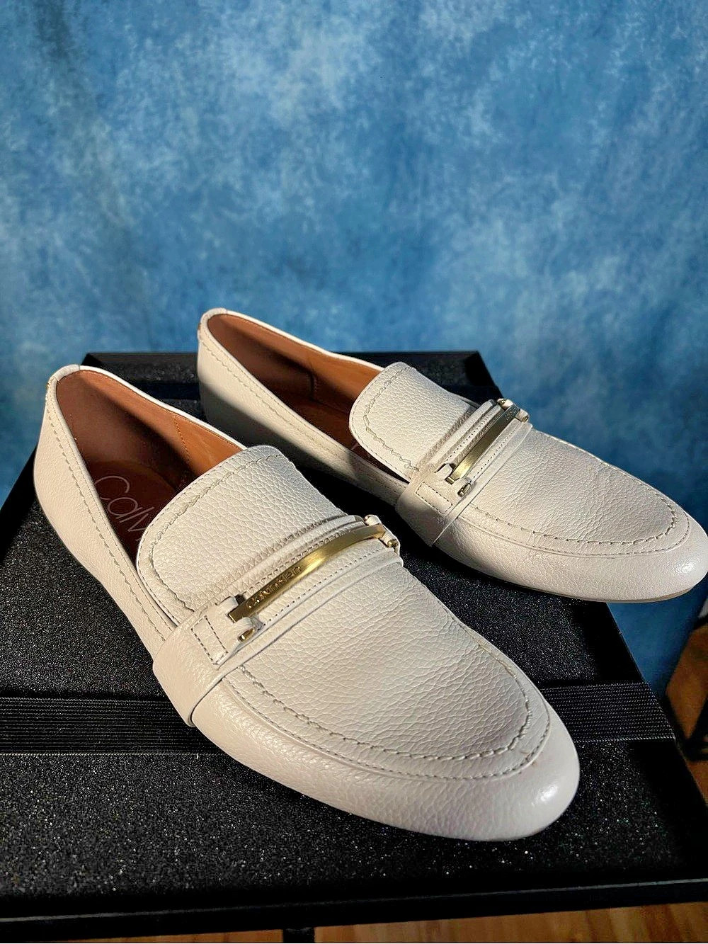 Calvin Klein Luca Slip-on Flat Loafer Off White Cream US 8.5